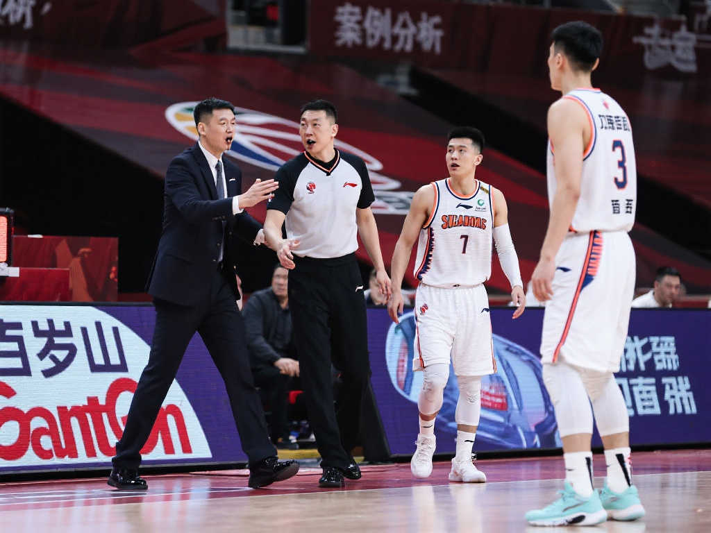 女足注入更 女足注入更